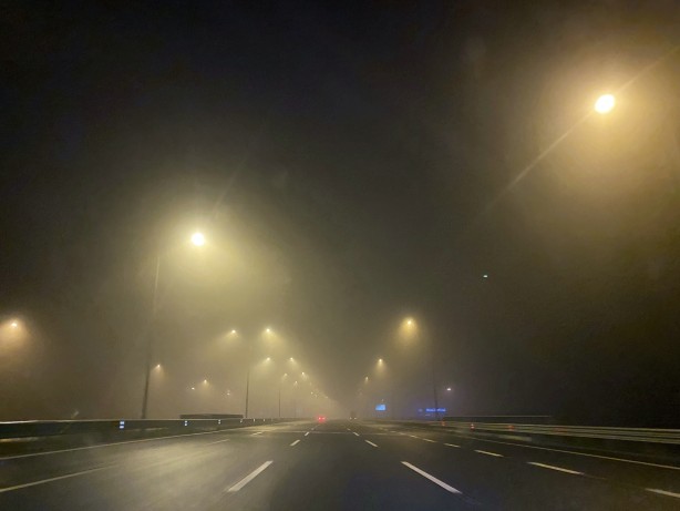 Foto - Kuzey Marmara Otoyolu, D-100 ve Anadolu Otoyolu’nda yoğun sis