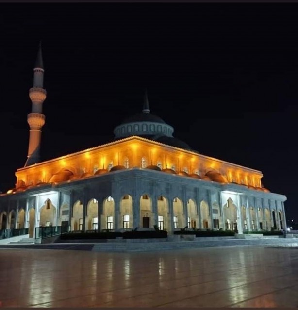 Foto - Lambaları dahi Türkiye'den götürüldü! Türk mimarlar tasarladı