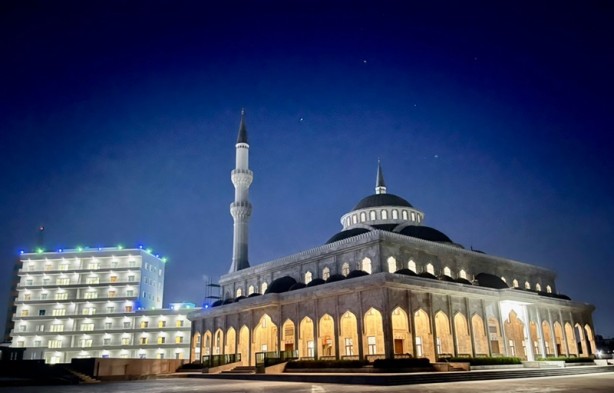 Foto - Lambaları dahi Türkiye'den götürüldü! Türk mimarlar tasarladı