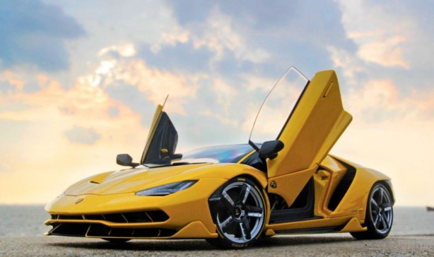 Foto - Lamborghini'den rekor üstüne rekor!