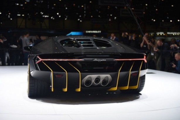 Foto - Lamborghini'den çok özel otomobil