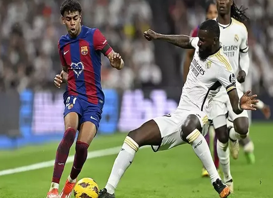 Lamine Yamal Müslüman mı, dini ne? Lamine Yamal Nasraoui Ebana aslen nereli?