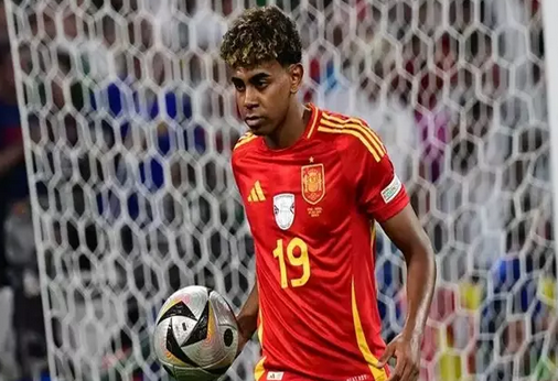 Foto - Lamine Yamal Müslüman mı, dini ne? Lamine Yamal Nasraoui Ebana aslen nereli?