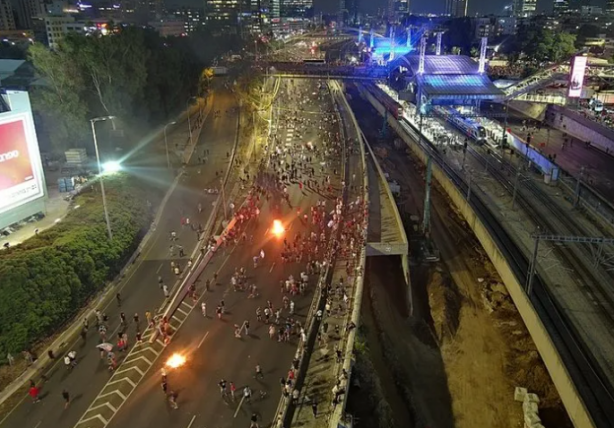 Foto - Lanetli devlet içten içe kaynıyor