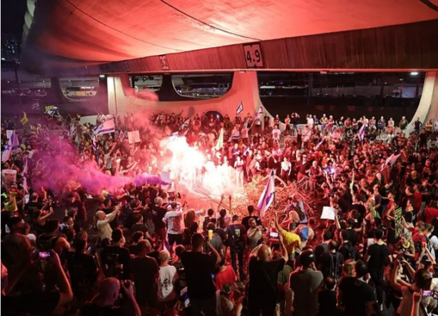 Foto - Lanetli devlet içten içe kaynıyor