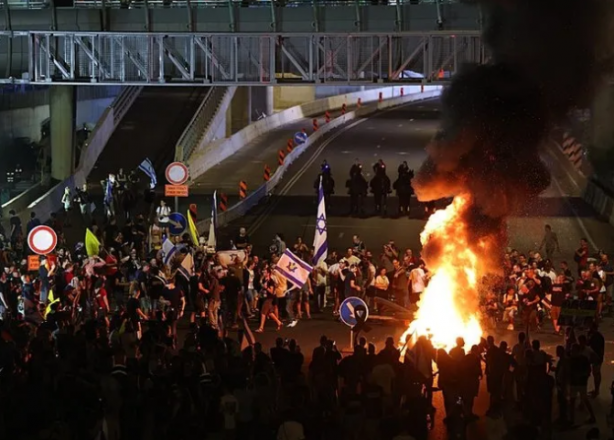 Foto - Lanetli devlet içten içe kaynıyor