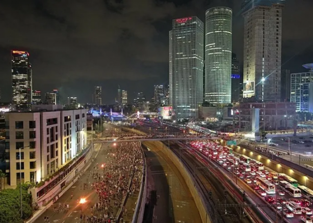 Foto - Lanetli devlet içten içe kaynıyor