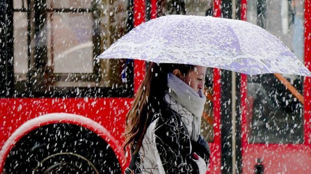 Foto - Lapa lapa kar İstanbul'un yanı başında erken başladı! Yoğun kar yağışı için gece yarısı işaret edildi