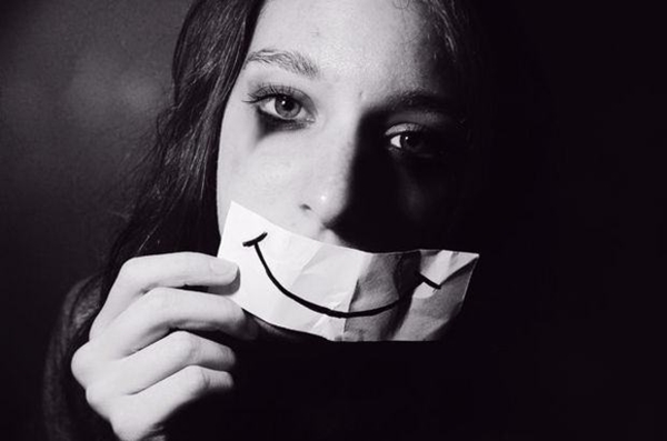 Foto - Lavabonun yanına tuzlu su koyun, etkilerine inanamayacaksınız!