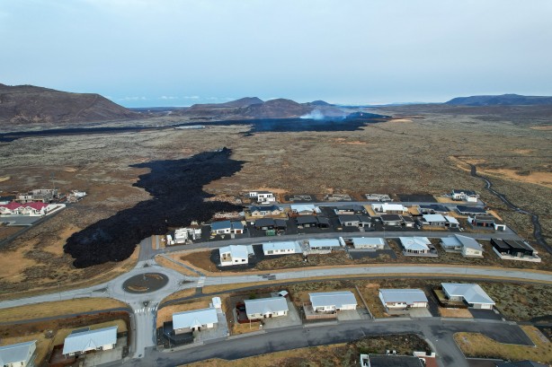 Foto - Lavlar yerleşim yerlerini küle çevirmişti! Havadan görüntülenen manzara ürküttü