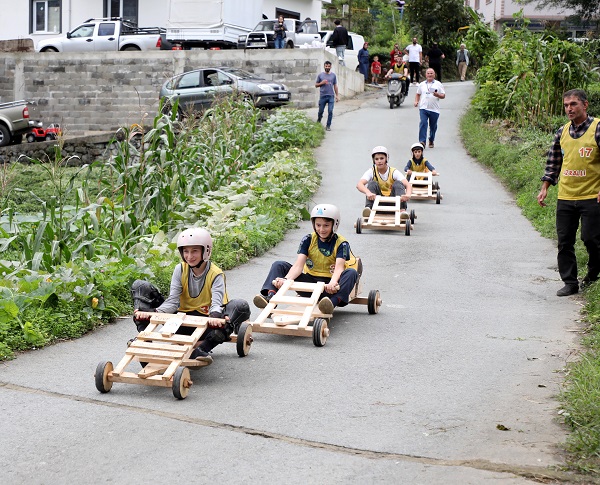 "Laz Ralli" heyecan yaşattı