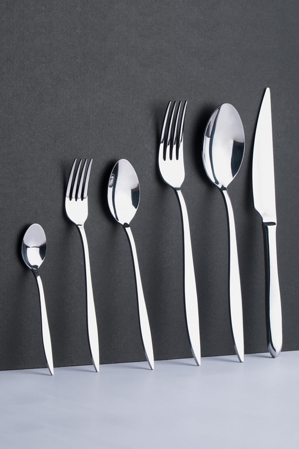 Lekeli çatal, kaşık, bıçaklara elveda! Bildiğiniz tüm yolları unutun! Bu yöntemle metal eşyalarınız ilk günkü parlaklığına kavuşacak