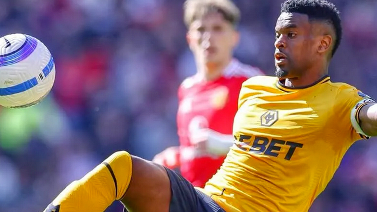 Lemina takım arkadaşını getirebilecek mi? Bu sefer makina gibi sağ bek gelecek mi?