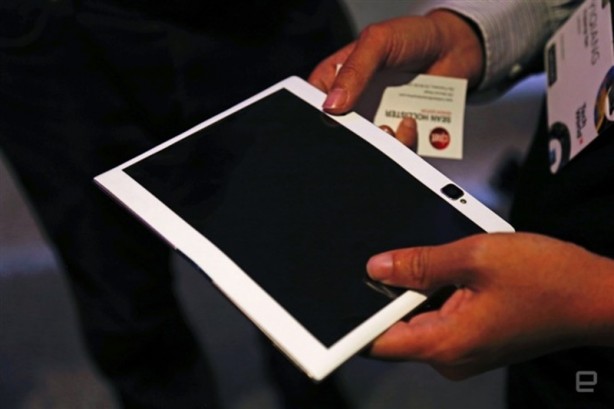 Lenovo'dan katlanabilir tablet ve akıllı telefon