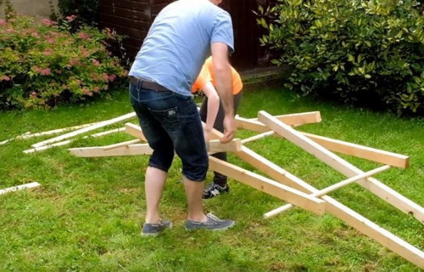 Foto - Leonardo da Vinci'nin eserini küçük bir bahçede yaptılar!