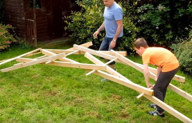 Foto - Leonardo da Vinci'nin eserini küçük bir bahçede yaptılar!