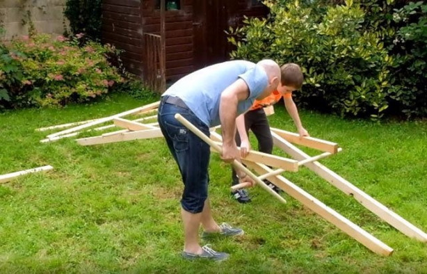 Foto - Leonardo da Vinci'nin eserini küçük bir bahçede yaptılar!