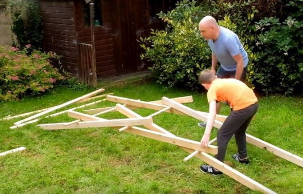 Foto - Leonardo da Vinci'nin eserini küçük bir bahçede yaptılar!