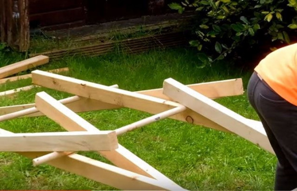 Foto - Leonardo da Vinci'nin eserini küçük bir bahçede yaptılar!