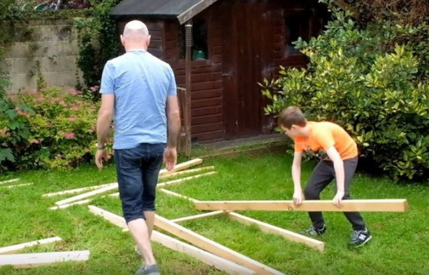 Foto - Leonardo da Vinci'nin eserini küçük bir bahçede yaptılar!