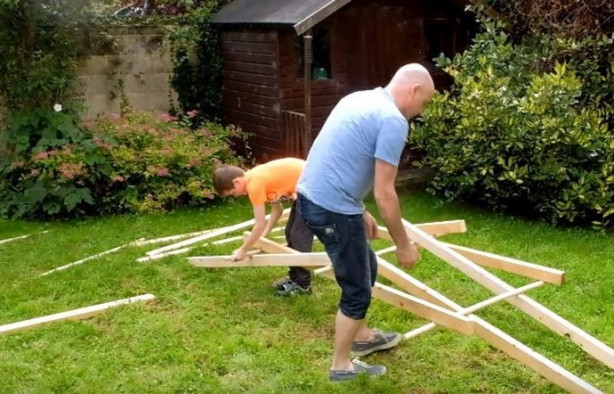 Foto - Leonardo da Vinci'nin eserini küçük bir bahçede yaptılar!