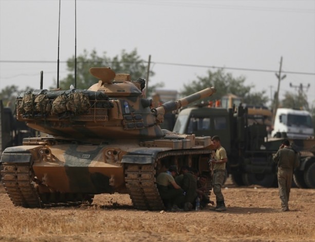 Foto - Leopard 24A'lar bölgeye gidiyor
