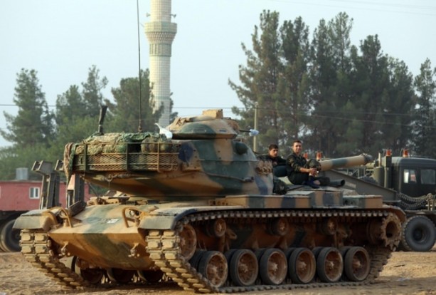 Foto - Leopard 24A'lar bölgeye gidiyor