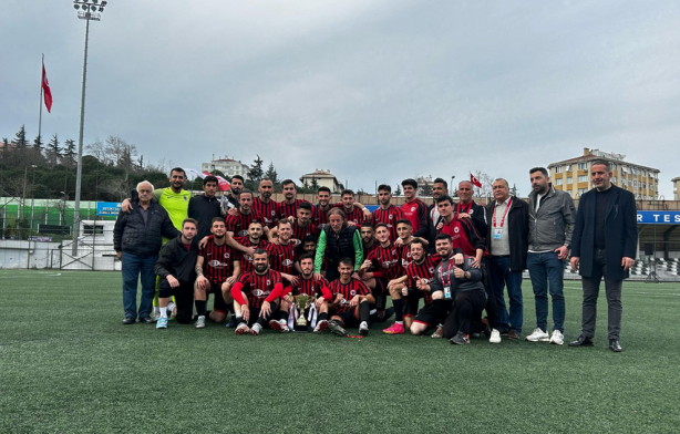 Foto - Leventspor Bölgesel Amatör Lig'de... Metin Uzun farkını ortaya koydu! Takımı artık BAL'da...