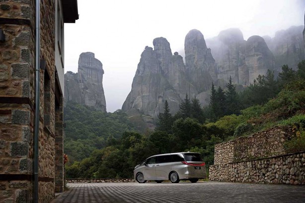 Foto - Lexus'un ‘Doğuştan Lüks’ yeni LM modeli Türkiye'de