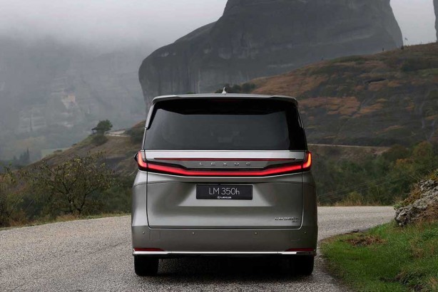 Foto - Lexus'un ‘Doğuştan Lüks’ yeni LM modeli Türkiye'de