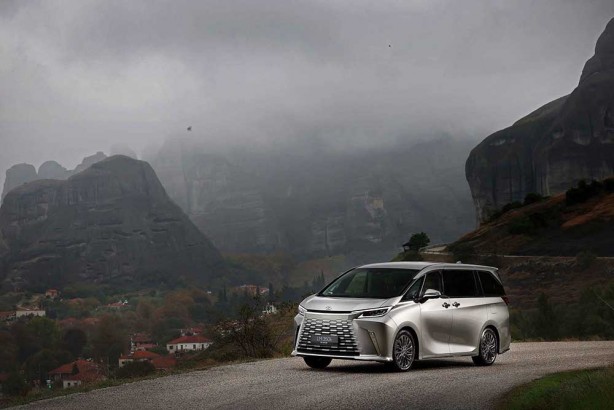 Foto - Lexus'un ‘Doğuştan Lüks’ yeni LM modeli Türkiye'de