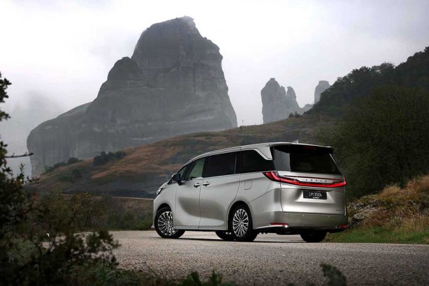 Foto - Lexus'un ‘Doğuştan Lüks’ yeni LM modeli Türkiye'de