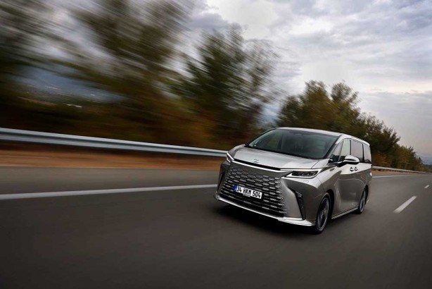 Foto - Lexus'un ‘Doğuştan Lüks’ yeni LM modeli Türkiye'de