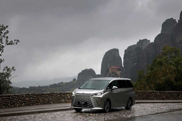 Foto - Lexus'un ‘Doğuştan Lüks’ yeni LM modeli Türkiye'de