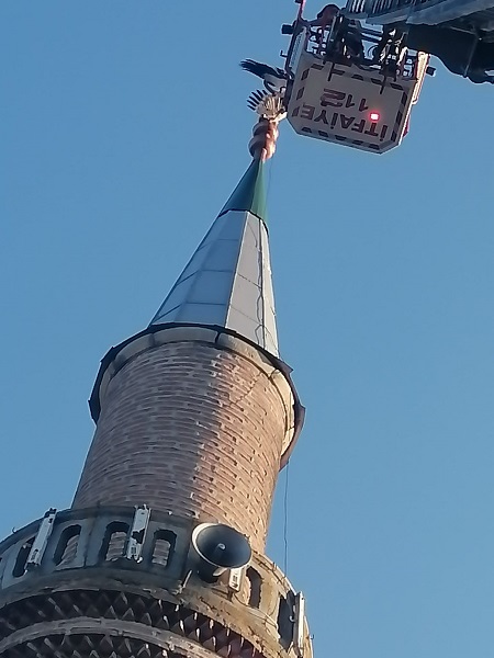 Foto - Leyleğin imdadına itfaiye yetişti