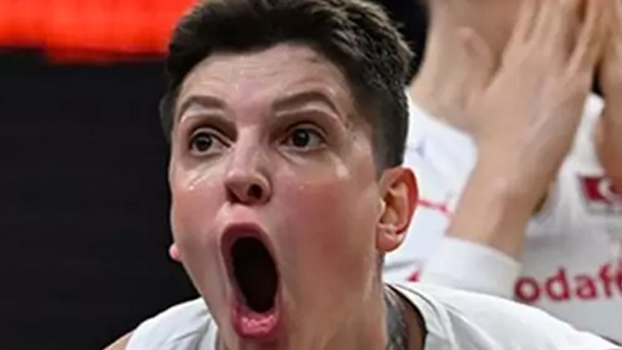 Foto - Lezbiyen Ebrar Karakurt'un takımına büyük şok! Herkes şaştı kaldı: Büyük rezalet…