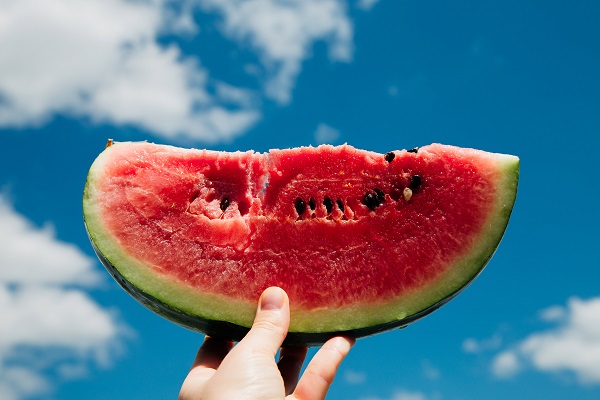 Foto - Lezzetine ve serinletmesine aldanmayın! Karpuz tüketmenin 7 önemli kuralı