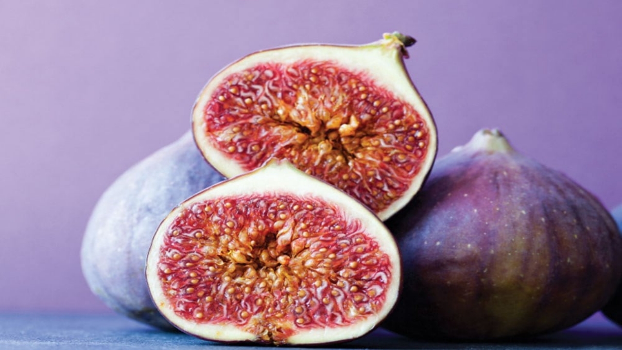 Foto - Lezzetiyle baştan çıkarıyor, şifasıyla derman oluyor: Bu meyve bağırsakları motor gibi çalıştırıyor, kalbi koruyor