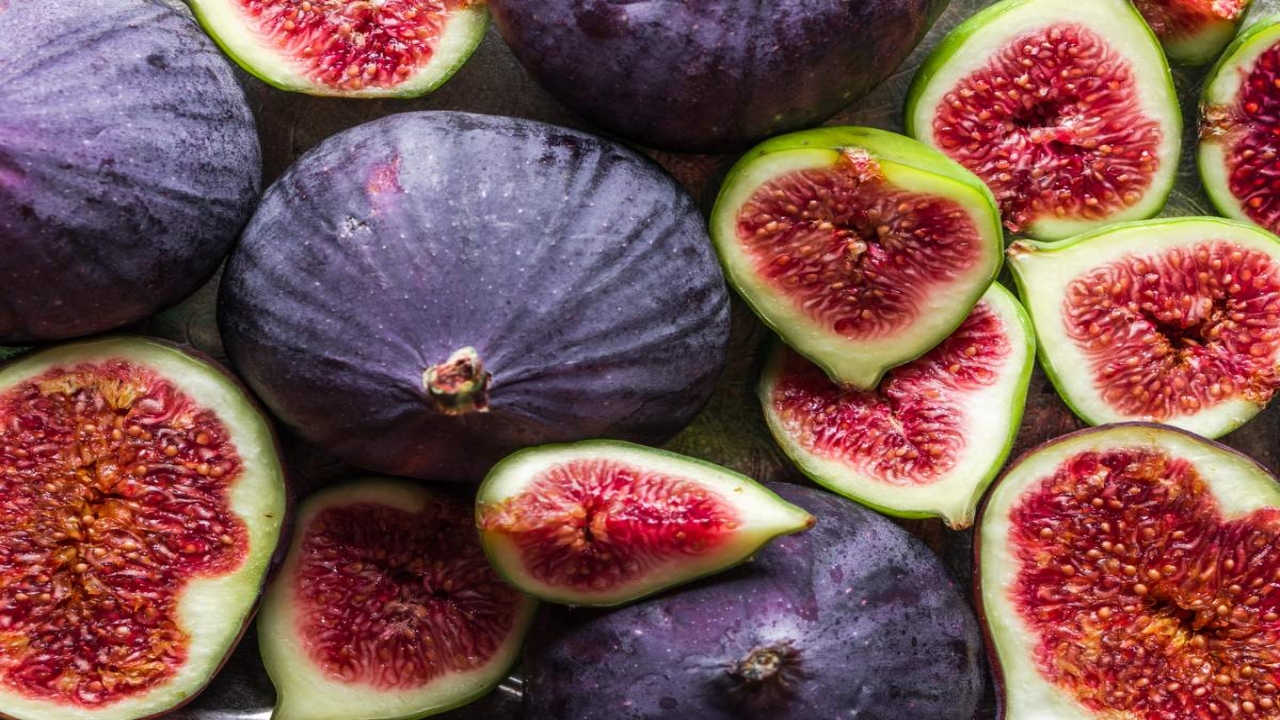 Foto - Lezzetiyle baştan çıkarıyor, şifasıyla derman oluyor: Bu meyve bağırsakları motor gibi çalıştırıyor, kalbi koruyor