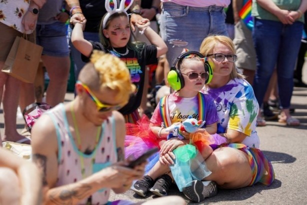 Foto - LGBT terörü kreşe indi! 5 yaşındaki çocuklara ‘ilişki odası’ açtılar