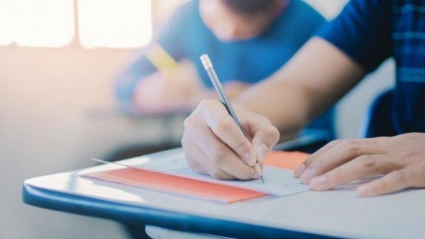 Foto - LGS'ye veliler de gidebilecek mi?