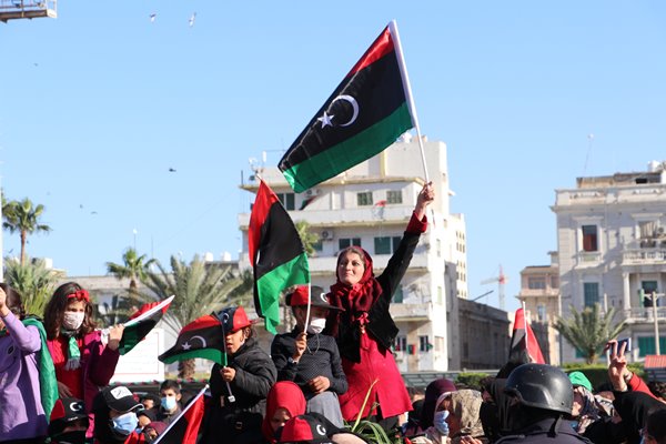 Libya'da halk meydanlara indi! Türkiye'den açıklama geldi