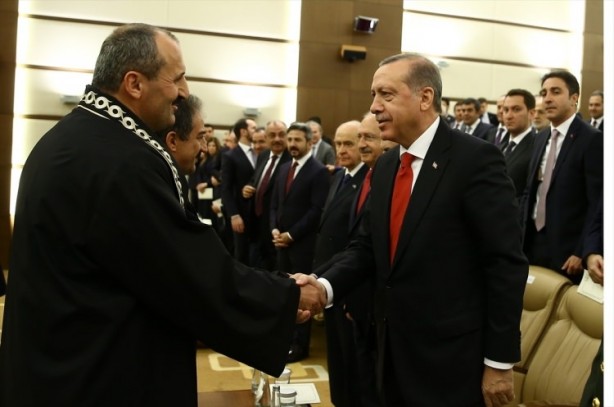 Foto - Lider yine aynı karede