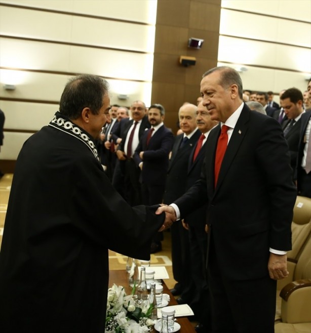 Foto - Lider yine aynı karede