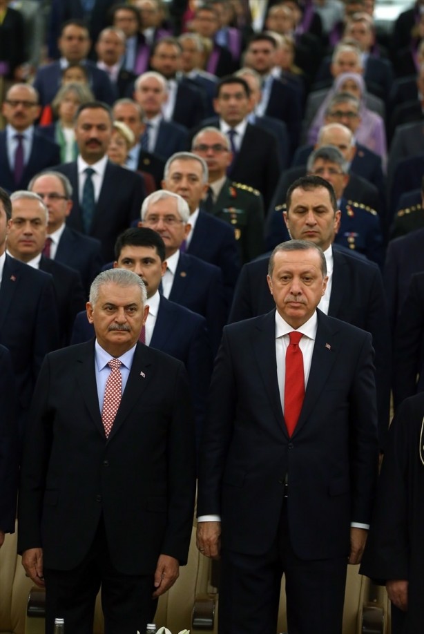 Foto - Lider yine aynı karede
