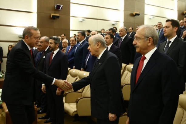 Foto - Lider yine aynı karede