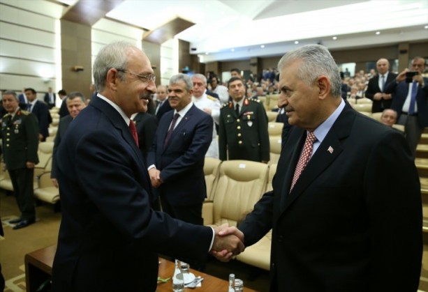Foto - Lider yine aynı karede