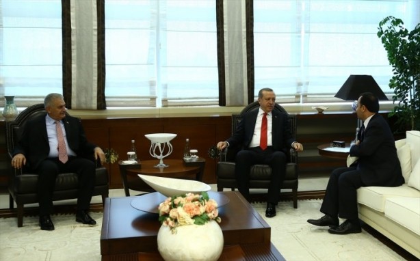 Foto - Lider yine aynı karede