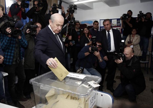 Foto - Liderler böyle oy kullandı