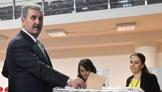 Foto - Liderler nerede oy kullanacak?